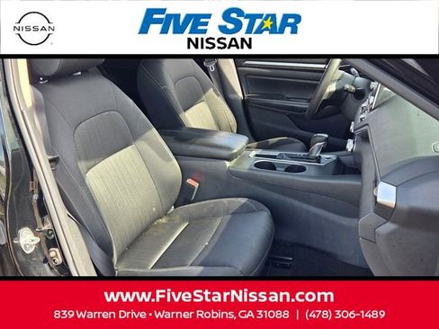 Used 2022 Nissan Altima 2.5 SV image 17