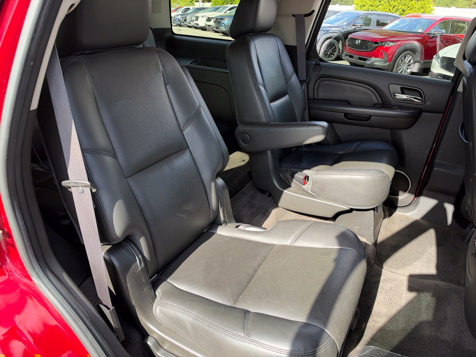 Used 2013 GMC Yukon Denali AWD/4WD image 35
