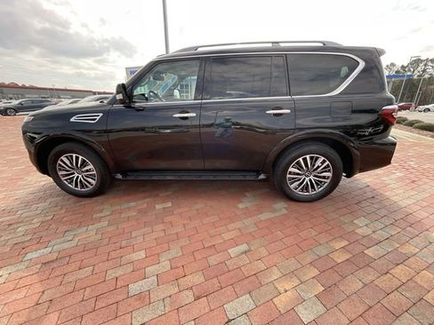 Used 2023 Nissan Armada SL w/ Captain's Chairs Package AWD/4WD image 29
