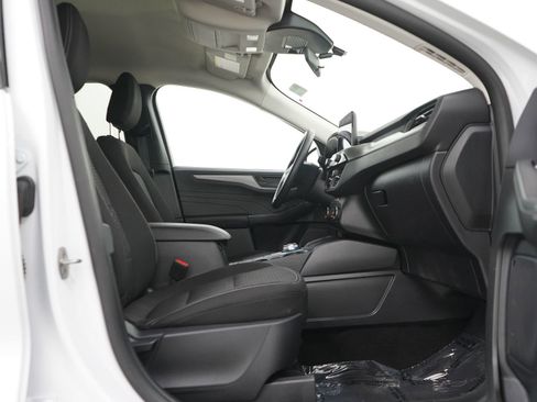 Used 2025 Ford Escape Active AWD/4WD image 7