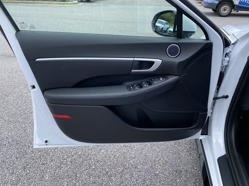 New 2026 Hyundai Sonata SEL FWD image 18