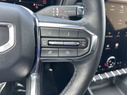 Used 2025 GMC Terrain Elevation image 19