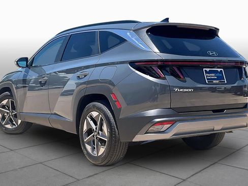 Certified 2025 Hyundai Tucson SEL FWD image 12