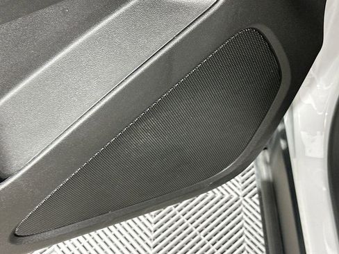 Used 2024 Chevrolet Equinox LS w/ LS Convenience Package image 28