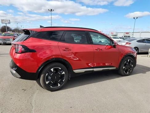 New 2026 Kia Sportage SX image 2
