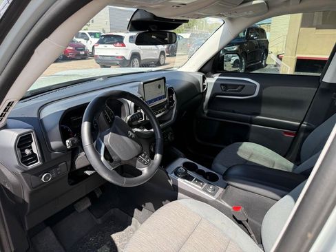 Used 2021 Ford Bronco Sport Big Bend w/ Big Bend Package AWD/4WD image 8