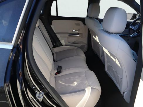 New 2026 Mercedes-Benz GLA 250 4MATIC image 20