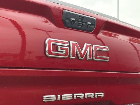Used 2024 GMC Sierra 1500 AT4X AWD/4WD image 9