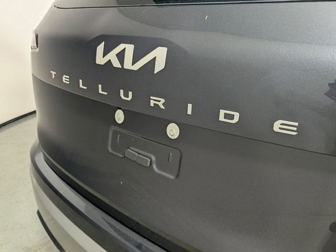 New 2025 Kia Telluride EX w/ EX Captain's Chair Package image 8