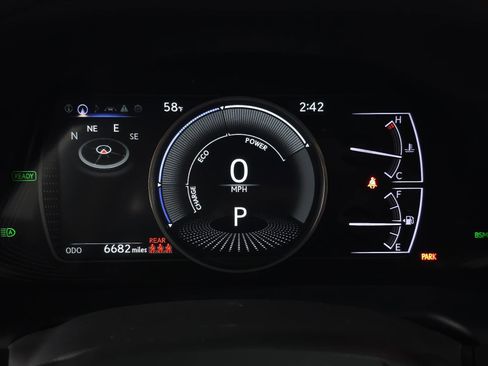 Certified 2025 Lexus ES 300h w/ Luxury Package image 21