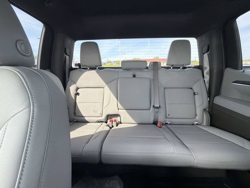 New 2026 GMC Sierra 1500 SLT w/ SLT Premium Package AWD/4WD image 28