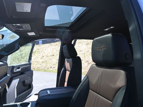 New 2026 Chevrolet Silverado 3500 High Country w/ High Country Premium Package AWD/4WD image 35