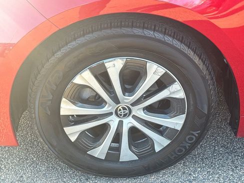 Used 2020 Toyota Corolla LE image 37