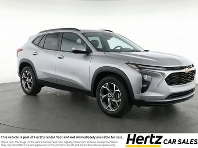 Used 2025 Chevrolet Trax LT w/ LT Convenience Package