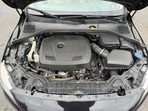 Used 2017 Volvo S60 T5 Dynamic w/ Vision Package image 11