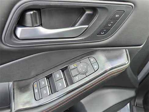 New 2026 Nissan Rogue SV image 18