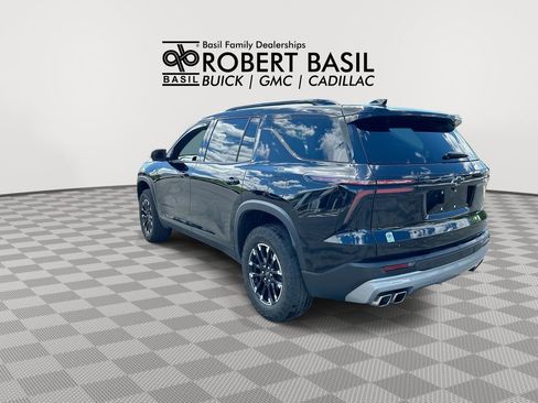 Used 2024 Chevrolet Traverse Z71 AWD/4WD image 6