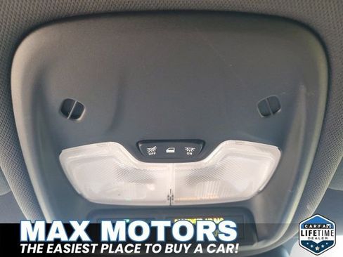 Used 2024 Chevrolet TrailBlazer RS w/ Convenience Package image 24