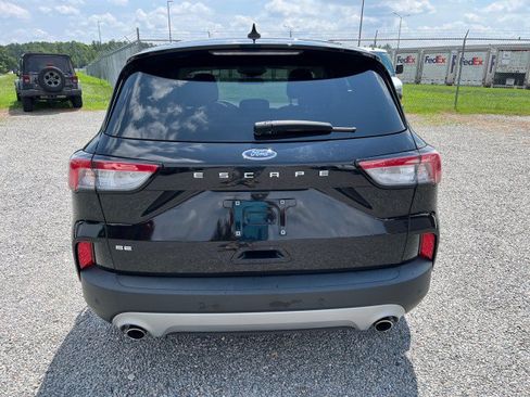 Used 2022 Ford Escape SE FWD image 8