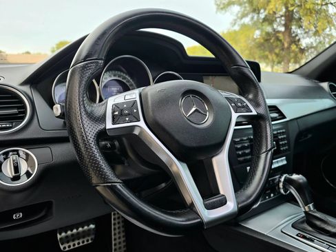 Used 2013 Mercedes-Benz C 250 Sedan image 25