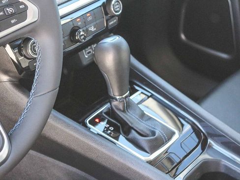 Used 2022 Jeep Compass Latitude image 19