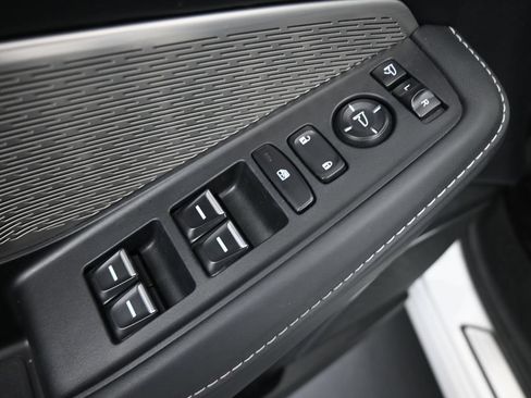 Used 2023 Acura MDX SH-AWD w/ Advance Package image 13
