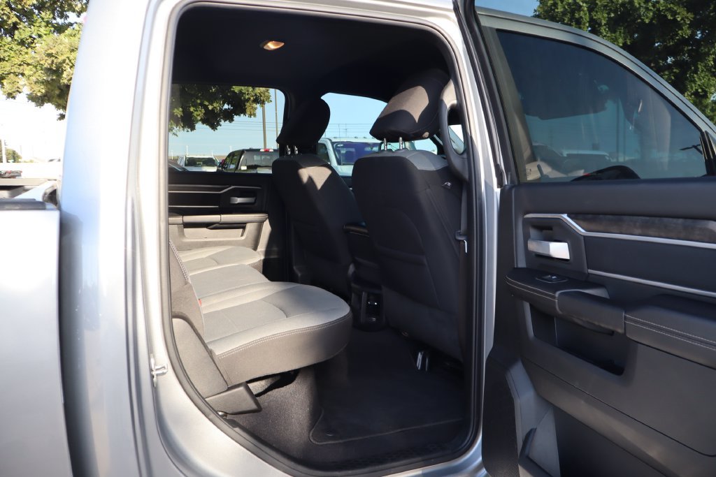 Used 2024 RAM 3500 Big Horn AWD/4WD image 28