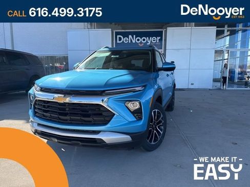 New 2026 Chevrolet TrailBlazer LT w/ Convenience Package FWD image 1