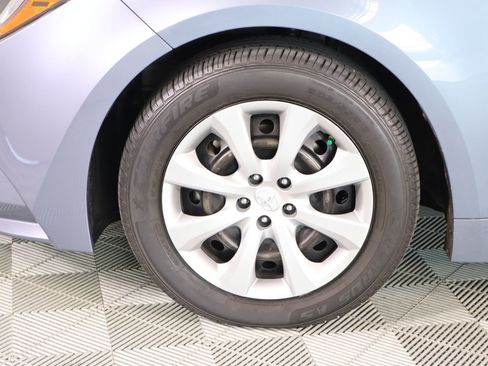 Used 2023 Toyota Corolla LE FWD image 16