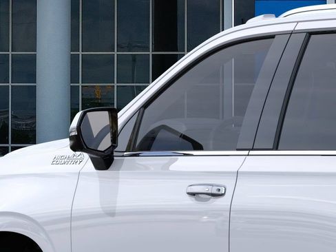 New 2026 Chevrolet Tahoe High Country w/ Sun And Tow Package RWD image 12