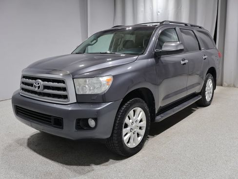 Used 2013 Toyota Sequoia Platinum AWD/4WD image 7