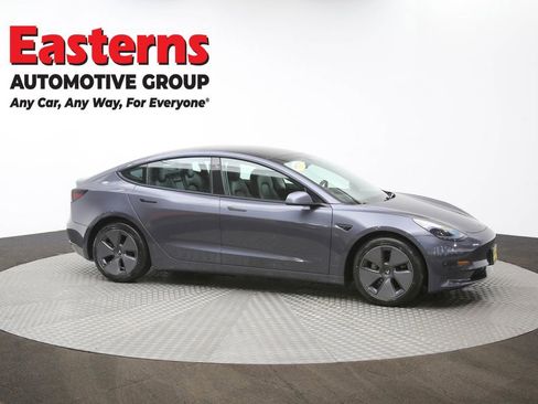 Used 2021 Tesla Model 3 Standard Range Plus image 46