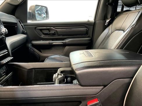 Used 2022 RAM 1500 Limited w/ Body-Colour Bumper Group AWD/4WD image 18