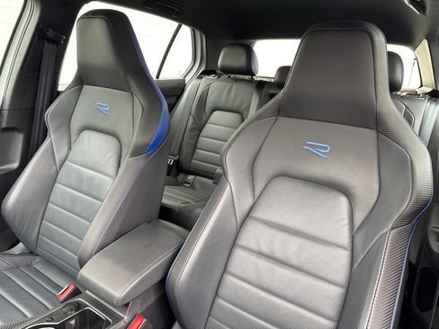 Certified 2024 Volkswagen Golf R AWD/4WD image 22