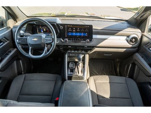 Used 2023 Chevrolet Colorado LT w/ LT Convenience Package II RWD image 19