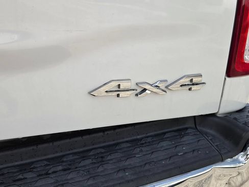 Used 2019 RAM 2500 Big Horn AWD/4WD image 11