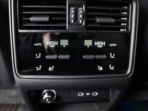 New 2026 Porsche Cayenne S AWD/4WD image 37