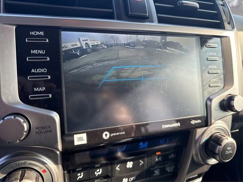 Used 2020 Toyota 4Runner Limited AWD/4WD image 30