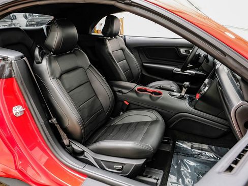 Used 2018 Ford Mustang GT Premium w/ GT Performance Package image 38