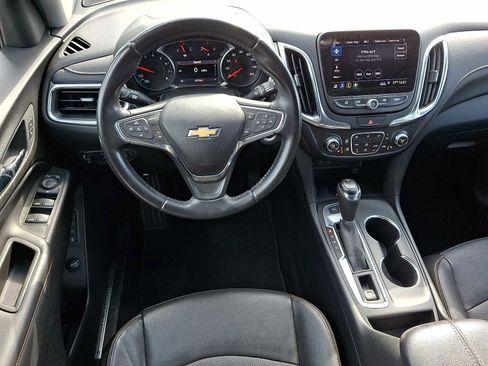 Used 2020 Chevrolet Equinox Premier image 11