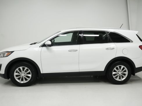 Used 2016 Kia Sorento LX FWD image 7