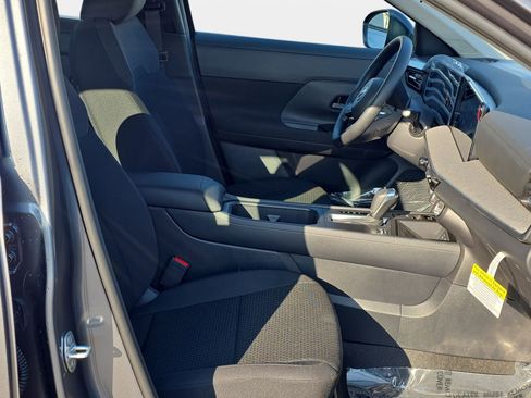 New 2026 Nissan Kicks S FWD image 10