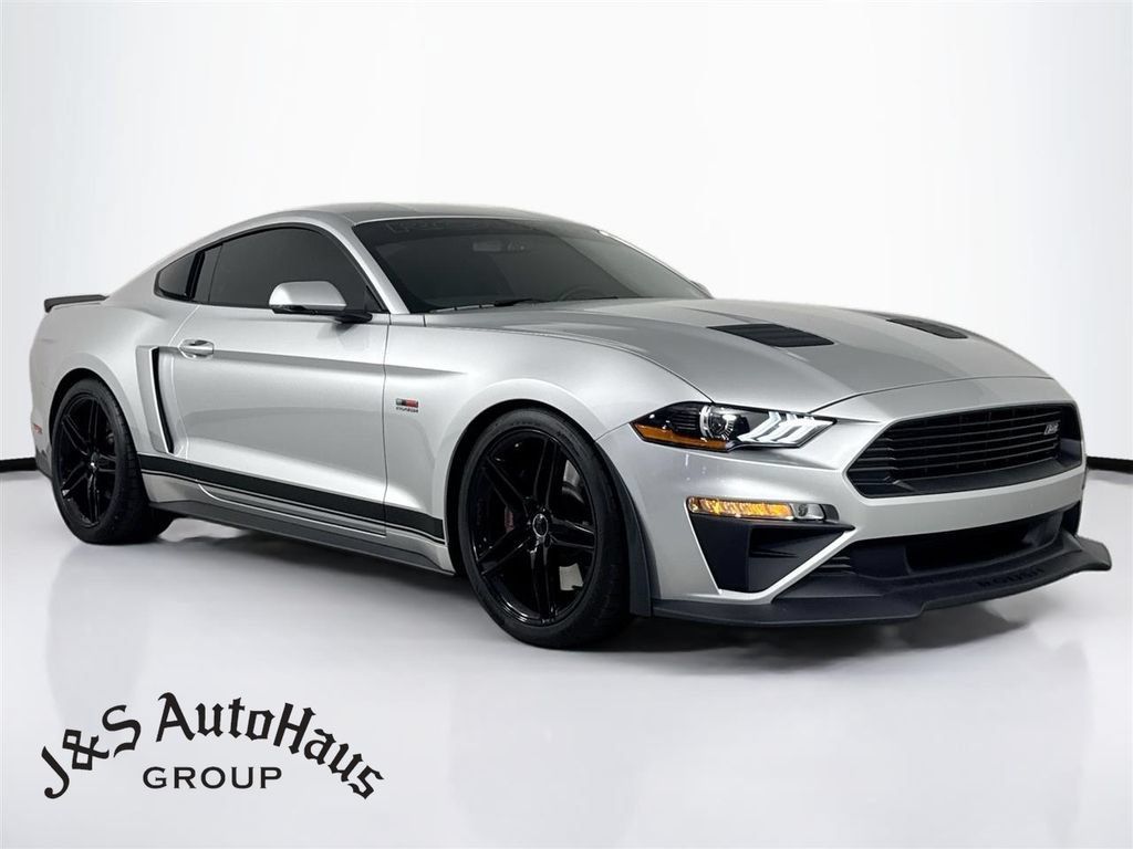 Used 2019 Ford Mustang GT Premium w/ GT Performance Package RWD image 1