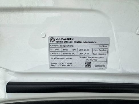 Used 2023 Volkswagen Tiguan SE w/ Panoramic Sunroof Package FWD image 75