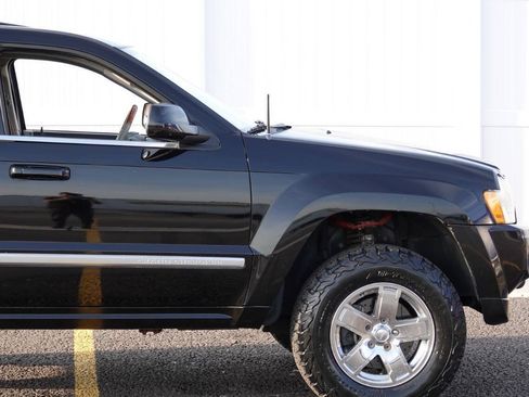 Used 2007 Jeep Grand Cherokee Overland AWD/4WD image 34