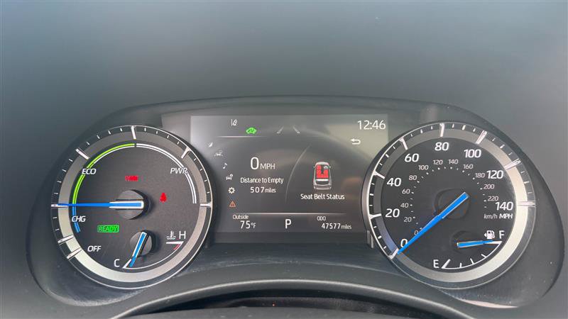 Used 2021 Toyota Highlander XLE FWD image 34