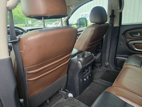 Used 2019 Nissan Titan Platinum Reserve w/ Platinum Utility Package AWD/4WD image 19