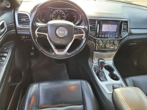 Used 2020 Jeep Grand Cherokee Limited image 15