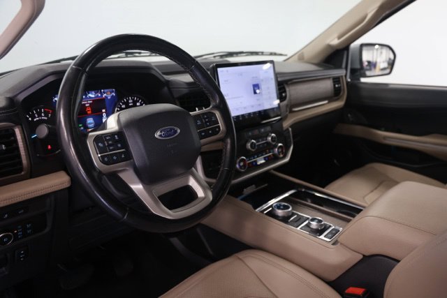 Used 2023 Ford Expedition Limited AWD/4WD image 19
