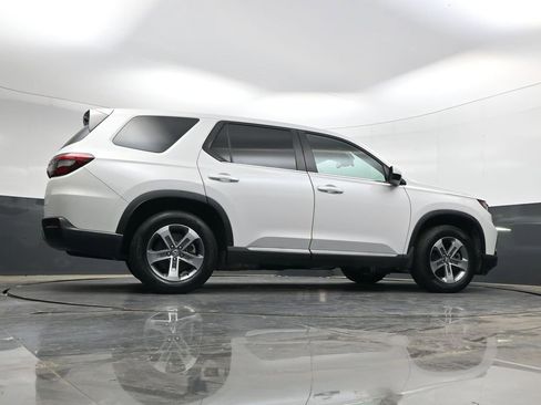Used 2023 Honda Pilot EX-L image 34